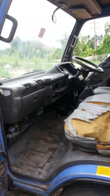 ขาย NKR ปี 44  130 แรงม้า ยาว 4.30 เมตร 360,000 บาท