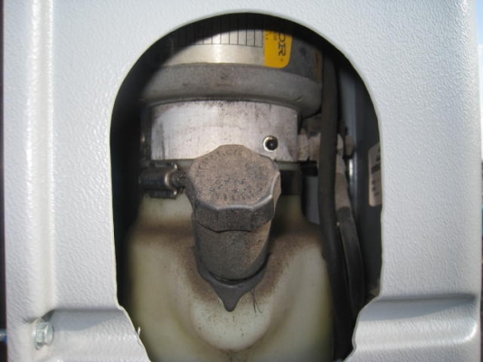 รถกระเช้า Genie AWP-30S # 28213 สนใจโทร 083 081 2889