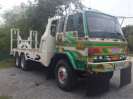 ขายรถเทรลเลอร์ 10 ล้อ ISUZU เครื่อง 185 แรงม้า รถ 2 เพลา บรรทุกรถเกี่ยวข้าว