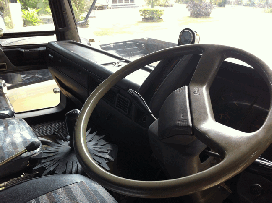 ขายรถ 10ล้อ 2เพลาดั้ม HINO FM227 220 แรงม้า พร้อมใช้งาน ราคา 950000