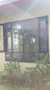 ชุดบานหน้าต่างรีสอทพร้อมวงกบ