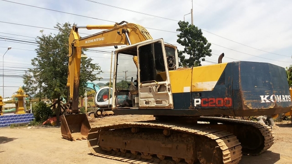 ขายรถแบคโฮ KOMATSU PC200-5 ซีเลียน 6xxxx เครื่องดี ปั๊มดี ไฟ้ฟ้าครบ แอร์เย็น คอนโทนสั้น ตัวดันจีน แทรคยาว 80 ซม. รถพร้อมใช้งาน โทร.0925768909 ขายรถแบคโฮ KOMATSU PC200-5 ซีเลียน 6xxxx เครื่องดี ปั๊มดี ไฟ้ฟ้าครบ แอร์เย็น คอนโทนสั้น ตัวดันจีน แทรคยาว 80 ซม. รถพร้อมใช้งาน โทร.0925768909