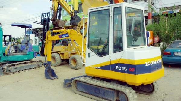 komatsu pc15