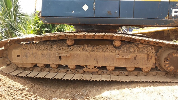 ขายรถแบคโฮ KOMATSU PC200-5 ซีเลียน 6xxxx เครื่องดี ปั๊มดี ไฟ้ฟ้าครบ แอร์เย็น คอนโทนสั้น ตัวดันจีน แทรคยาว 80 ซม. รถพร้อมใช้งาน โทร.0925768909 ขายรถแบคโฮ KOMATSU PC200-5 ซีเลียน 6xxxx เครื่องดี ปั๊มดี ไฟ้ฟ้าครบ แอร์เย็น คอนโทนสั้น ตัวดันจีน แทรคยาว 80 ซม. รถพร้อมใช้งาน โทร.0925768909