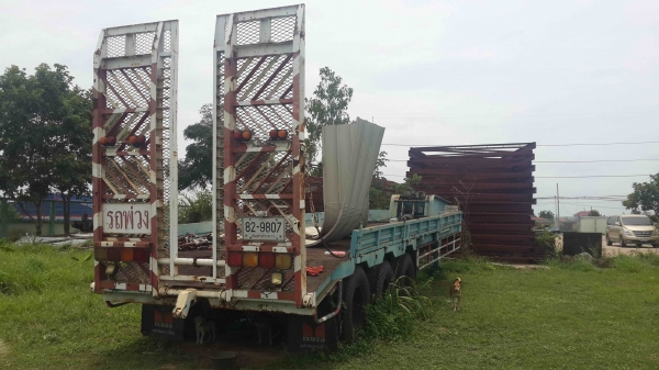 ขาย หางโลเบตร 3 เพลา กว้าง 2.50 ยาว 12.50 พร้อมทะเบียน (ไม่ให้คว้านไฮดรอลิก)