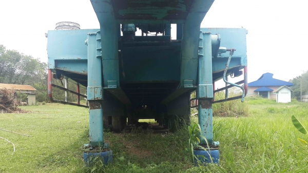 ขาย หางโลเบตร 3 เพลา กว้าง 2.50 ยาว 12.50 พร้อมทะเบียน (ไม่ให้คว้านไฮดรอลิก)