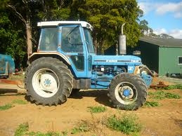 ขายฟอร์ด 7810 4 wd 115 hp รถบ้านเล่มทะเบียนพร้อม