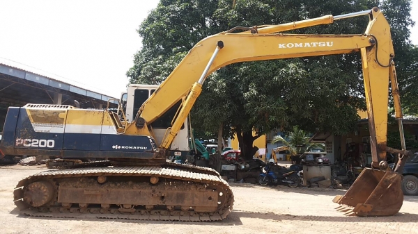 ขายรถแบคโฮ KOMATSU PC200-5 ซีเลียน 6xxxx เครื่องดี ปั๊มดี ไฟ้ฟ้าครบ แอร์เย็น คอนโทนสั้น ตัวดันจีน แทรคยาว 80 ซม. รถพร้อมใช้งาน โทร.0925768909 ขายรถแบคโฮ KOMATSU PC200-5 ซีเลียน 6xxxx เครื่องดี ปั๊มดี ไฟ้ฟ้าครบ แอร์เย็น คอนโทนสั้น ตัวดันจีน แทรคยาว 80 ซม. รถพร้อมใช้งาน โทร.0925768909