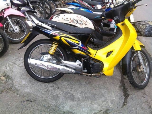 125r ปี47 เหลืองดำ ตาสเท้า แจเล็ก รถใส วิ่งน้อย 17,500 ยี่ห้อ : Honda สอบถาม 0869702941 สวย ใส วิ่งน้อย เครื่องเดิม เอกสารครบ รามคำแหง112