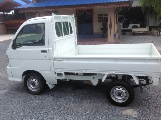 S 200 จดทะเบียนบรรทุก สภาพนางฟ้า นำเข้าทั้งคัน ไม่ตัดแคซซี