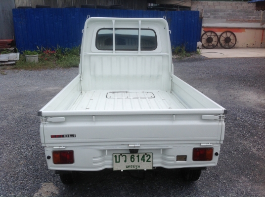 S 200 จดทะเบียนบรรทุก สภาพนางฟ้า นำเข้าทั้งคัน ไม่ตัดแคซซี