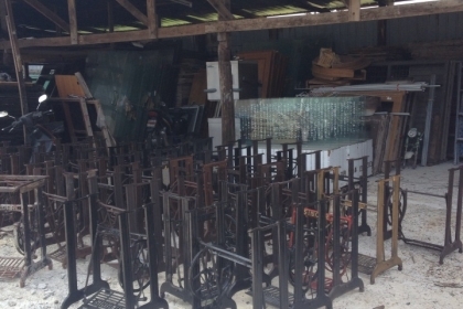 ขาจักรเหล็กปั้มเหล็กหล่อสภาพดีครับไม่ผุเนื้อเหล็กรุ่นเก่าหนาน่าเก็บครับราคานี้คุ้มครับหายากแล้วครับ