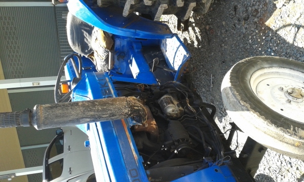 ขายด่วน ISEKI TL 2500 โทร 0986356358