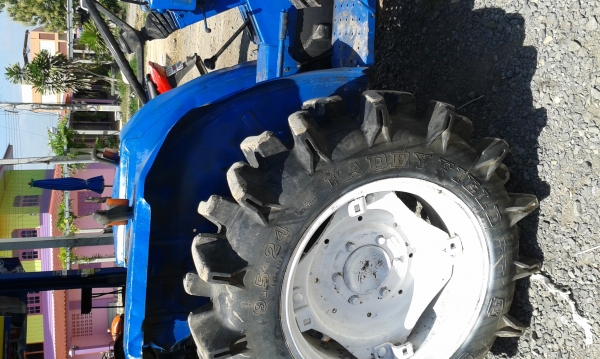 ขายด่วน ISEKI TL 2500 โทร 0986356358