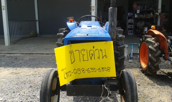ขายด่วน ISEKI TL 2500 โทร 0986356358