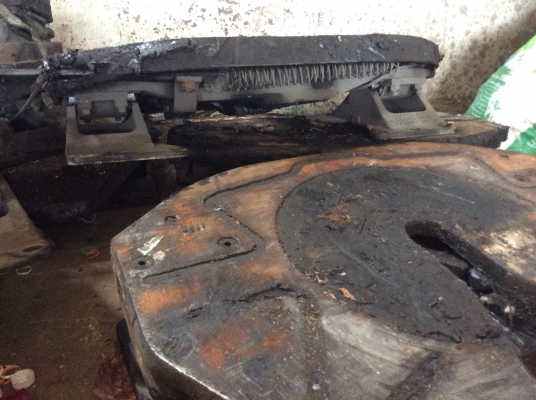 **ขายด่วนจานหัวลากคับ**เอาไปเป็นอะไหล่คับ3500 บาท