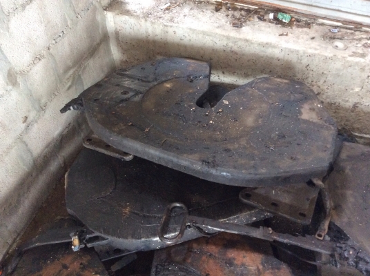 **ขายด่วนจานหัวลากคับ**เอาไปเป็นอะไหล่คับ3500 บาท