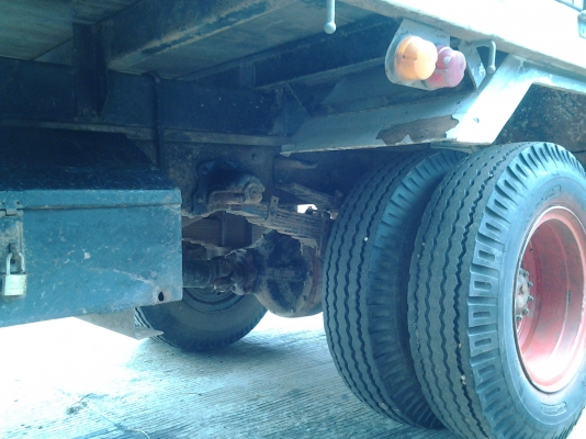 HINO KM779 เครื่อง 117 แรง wo4D กะบะยาว 5.5 เมตร เครื่องแดง wo4d ภาษีเต็ม