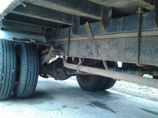 HINO KM779 เครื่อง 117 แรง wo4D กะบะยาว 5.5 เมตร เครื่องแดง wo4d ภาษีเต็ม