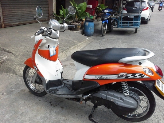 Fino สีส้ม เครื่องเดิมๆแน่น ชุดสีสด มีรอยด้านหน้า มีเล่ม เอกสารครบ