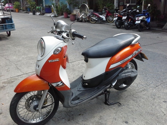 Fino สีส้ม เครื่องเดิมๆแน่น ชุดสีสด มีรอยด้านหน้า มีเล่ม เอกสารครบ