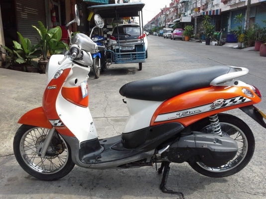 Fino สีส้ม เครื่องเดิมๆแน่น ชุดสีสด มีรอยด้านหน้า มีเล่ม เอกสารครบ