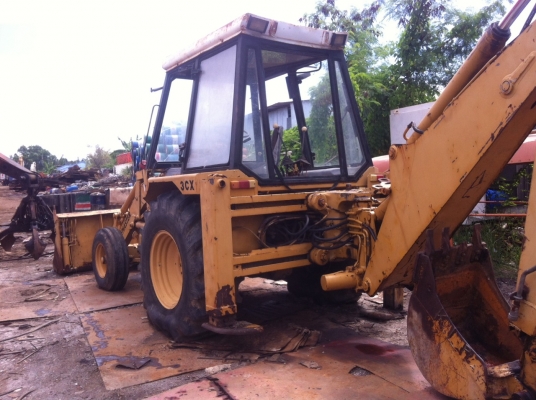 ขายรถJCBตักหน้าขุดหลังถูกๆ อุปกรณ์ครบ ตามสภาพ