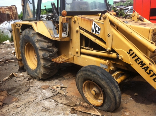 ขายรถJCBตักหน้าขุดหลังถูกๆ อุปกรณ์ครบ ตามสภาพ