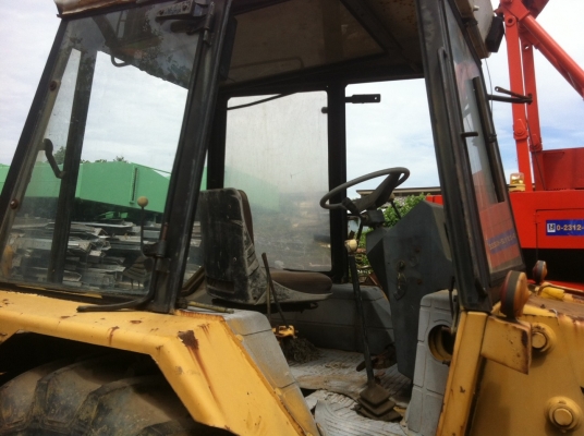 ขายรถJCBตักหน้าขุดหลังถูกๆ อุปกรณ์ครบ ตามสภาพ