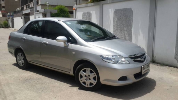 HONDA ZX 1.5 IDSi ปี 07 ออกรถ 9000 เท่านั้น