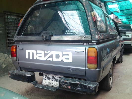 MAZDA  familia เครื่่องแน่น ช่วงล่างดี ราคาโดนๆ