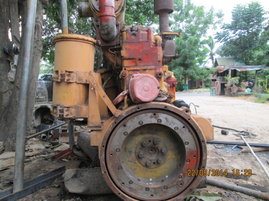 ขายเครื่องคัมมินส์ถูกๆติดง่ายมากๆสองเครื่อง55000