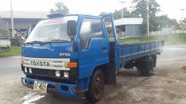 Toyota ไดน่า BU87 เครื่อง 11B 115 แรง เครื่องดีไม่มีไอ คันชีไม่มีที่ติ เอกสารพร้อมโอน