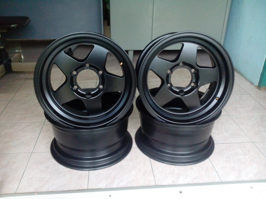 ขายล้อลายเบรดเล่ย์ 16x8 ออฟ 0 สวยๆๆครับ