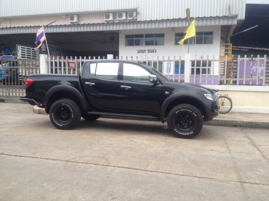 ขายล้อลายเบรดเล่ย์ 16x8 ออฟ 0 สวยๆๆครับ