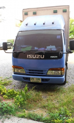 ขายรถบรรทุก Isuzu NKR66E รถไม่ติดเวลา 4 ล้อ 4,300 ซีซี 130 แรงม้า
