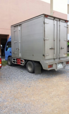 ขายรถบรรทุก Isuzu NKR66E รถไม่ติดเวลา 4 ล้อ 4,300 ซีซี 130 แรงม้า ขายรถบรรทุก Isuzu NKR66E รถไม่ติดเวลา 4 ล้อ 4,300 ซีซี 130 แรงม้า