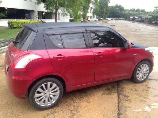 ขาย suzuki swift 1.25GLX TOP2012 รถบ้านสีแดงสภาพสวย วิ่งน้อยค่ะ ขาย suzuki swift 1.25GLX TOP2012 รถบ้านสีแดงสภาพสวย วิ่งน้อยค่ะ