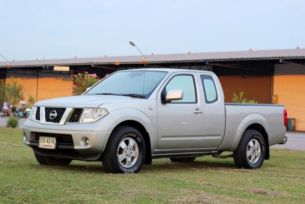 ขายด่วน!!! Nissan Navara 2.5 SE ปี2007