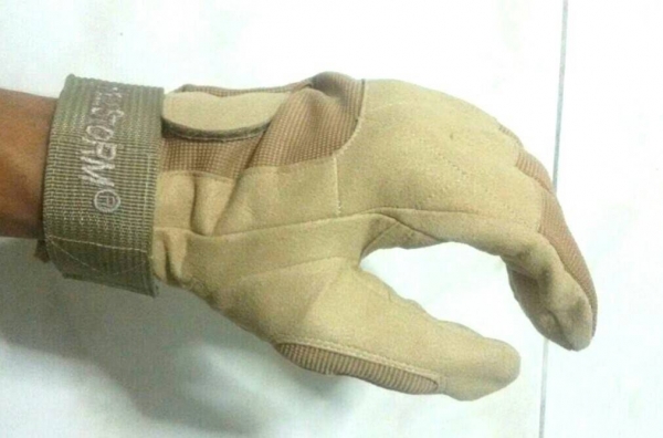 ขอเสนอถุงมือหนังแท้สีน้ำตาลแนววินเทจสนใจสอบถามได้ครับมีของพร้อมส่งครับ