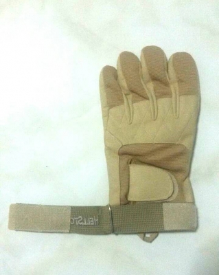 ขอเสนอถุงมือหนังแท้สีน้ำตาลแนววินเทจสนใจสอบถามได้ครับมีของพร้อมส่งครับ