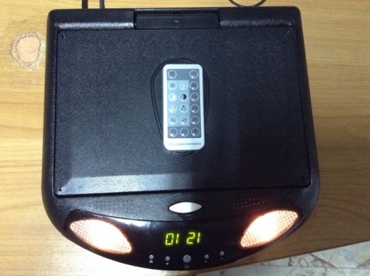 ขายจอเพดาน LCD 9" COLOR MONITER ติดรถตู้ GRANVIA มา ขายจอเพดาน LCD 9" COLOR MONITER ติดรถตู้ GRANVIA มา