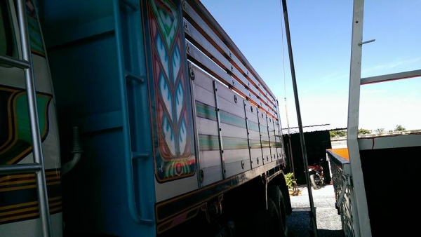 ขายครับ Rocky ปี 43  240 แรง 2 เพลาดัมพ์