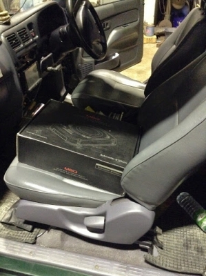 ขายลำโพงเบสบล็อก Subwoofer 8" ของ MBQ ใต้เบาะ