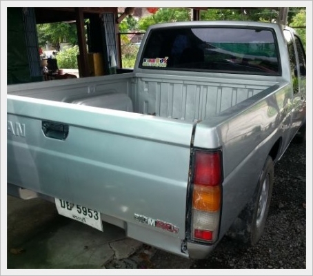 นิสสันบิ้กเอ็มปี 96 แค็ป