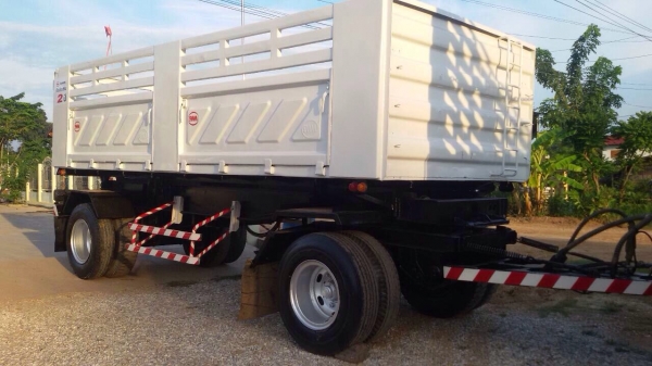 ขายลูกพ่วงสามมิตร ยาว 6 เมตร 2 เพลา รถสวยพร้อมใช้งาน ขายลูกพ่วงสามมิตร ยาว 6 เมตร 2 เพลา รถสวยพร้อมใช้งาน