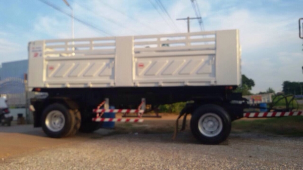 ขายลูกพ่วงสามมิตร ยาว 6 เมตร 2 เพลา รถสวยพร้อมใช้งาน ขายลูกพ่วงสามมิตร ยาว 6 เมตร 2 เพลา รถสวยพร้อมใช้งาน