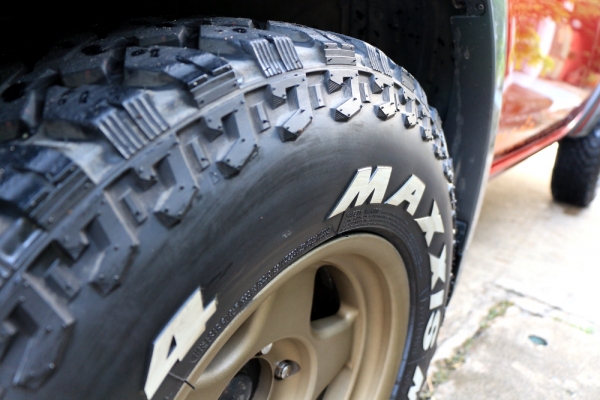 ยางMaxxis245/75/16Mtปี12 ยางMaxxis245/75/16Mtปี12