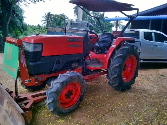 ขายแทรกเตอร์คูโบต้า L4508 Di มีใบมีดดันดินผาล5พร้อมใช้งานครับ ขายแทรกเตอร์คูโบต้า L4508 Di มีใบมีดดันดินผาล5พร้อมใช้งานครับ