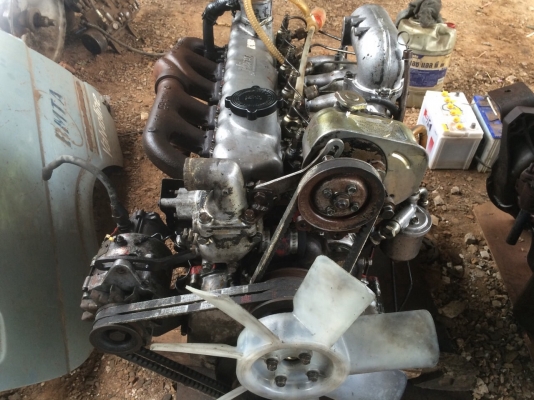 ขายเครื่องHINO-EH700 168แรงพร้อมเกียร์